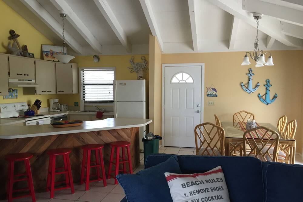 Photo of Kitchen in Palm Island
