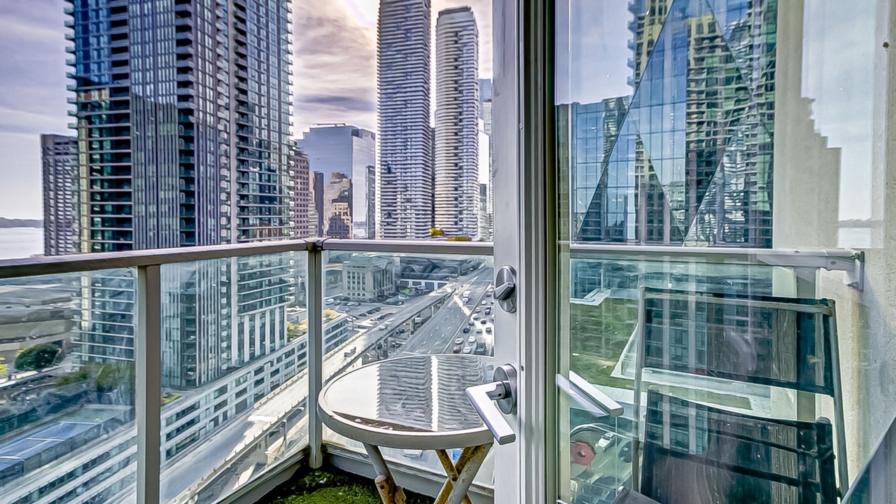 Photo of Patio Balcony in Downtown Toronto