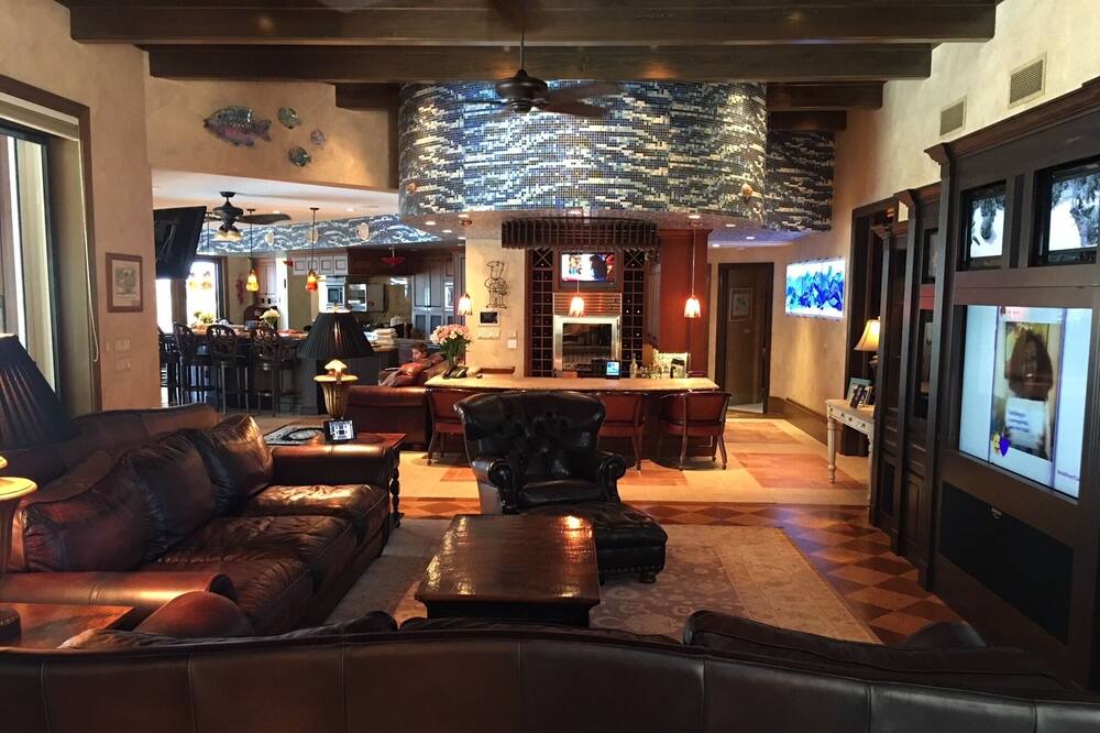 Photo of Livingroom in Tavernier