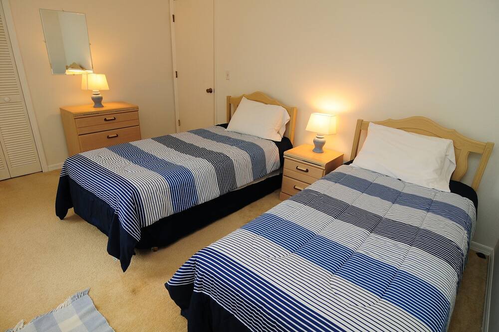 Photo of Bedroom in Lindfields