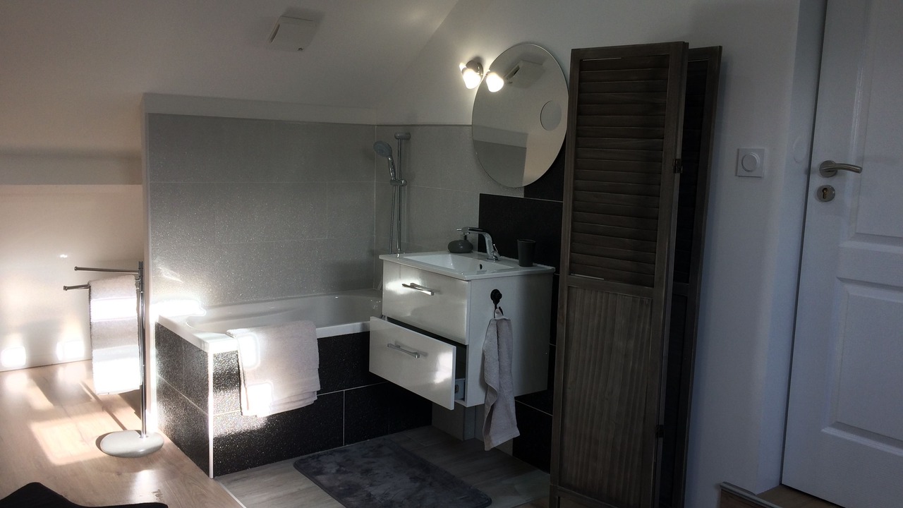 Photo of Bathroom in Chessy