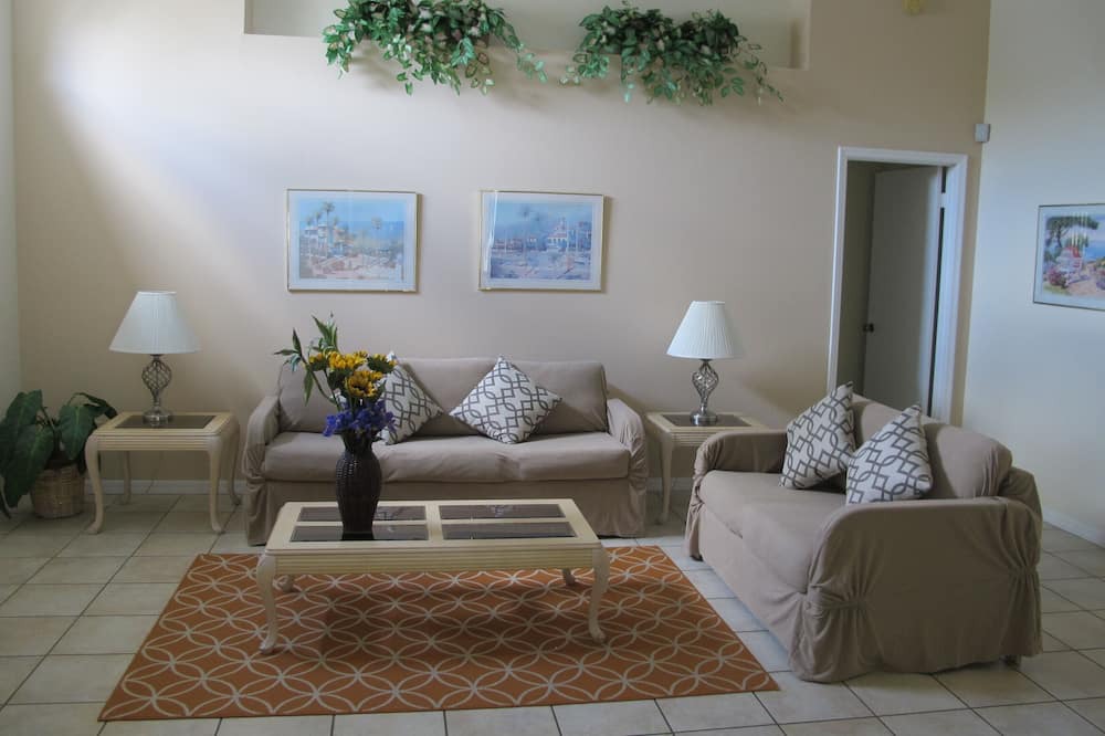 Photo of Livingroom in Indian Wells