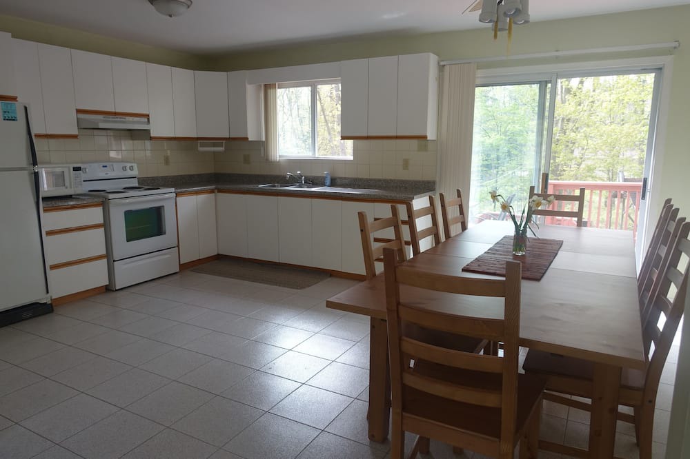 Photo of Kitchen in Wymbolwood Beach