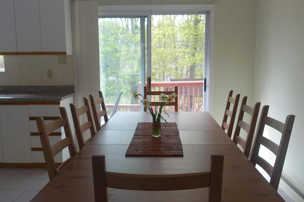 Photo of Kitchen in Wymbolwood Beach