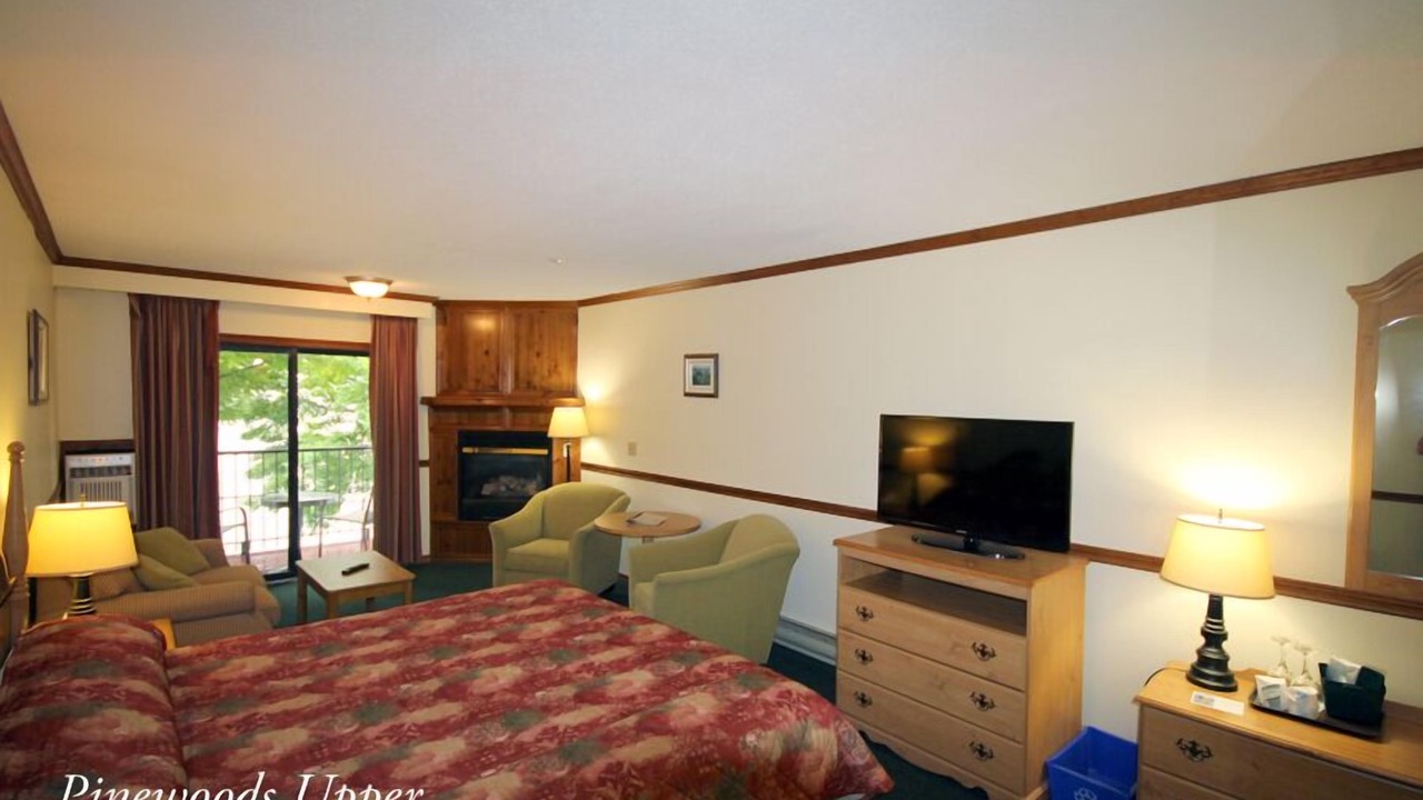 Photo of Bedroom in Lansdowne