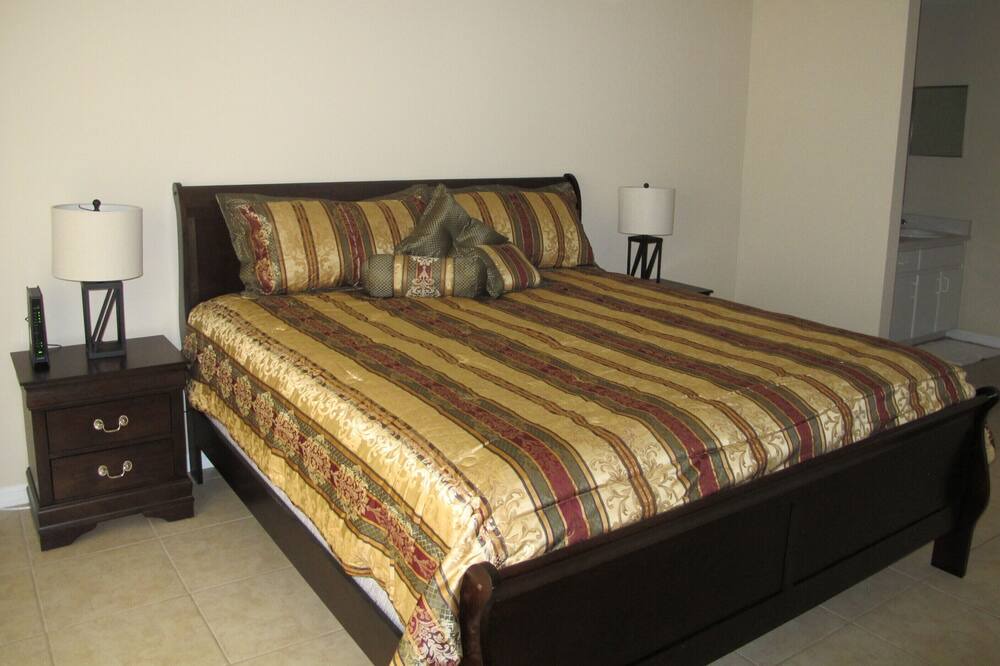 Photo of Bedroom in Indian Wells