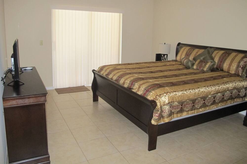 Photo of Bedroom in Indian Wells