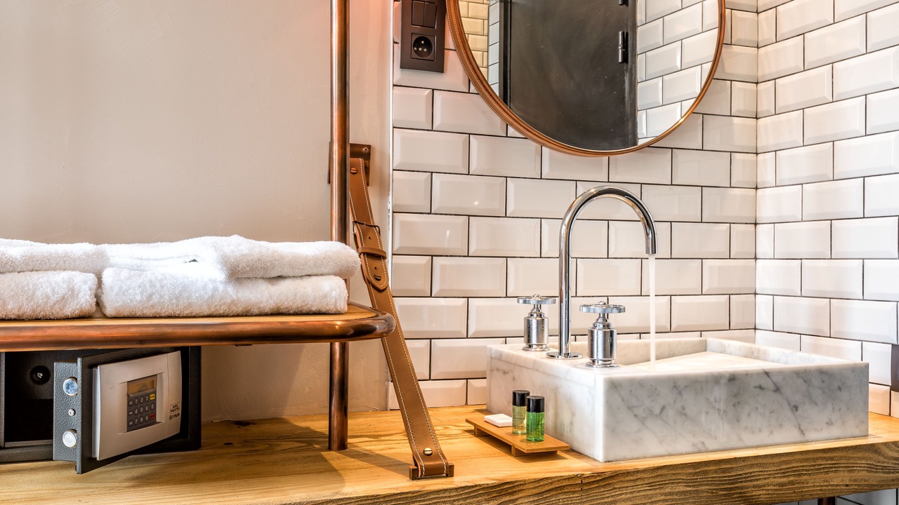 Photo of Bathroom in 19th Arrondissement
