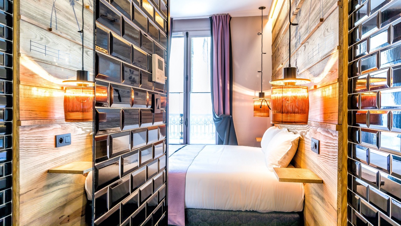 Photo of Bedroom in 19th Arrondissement