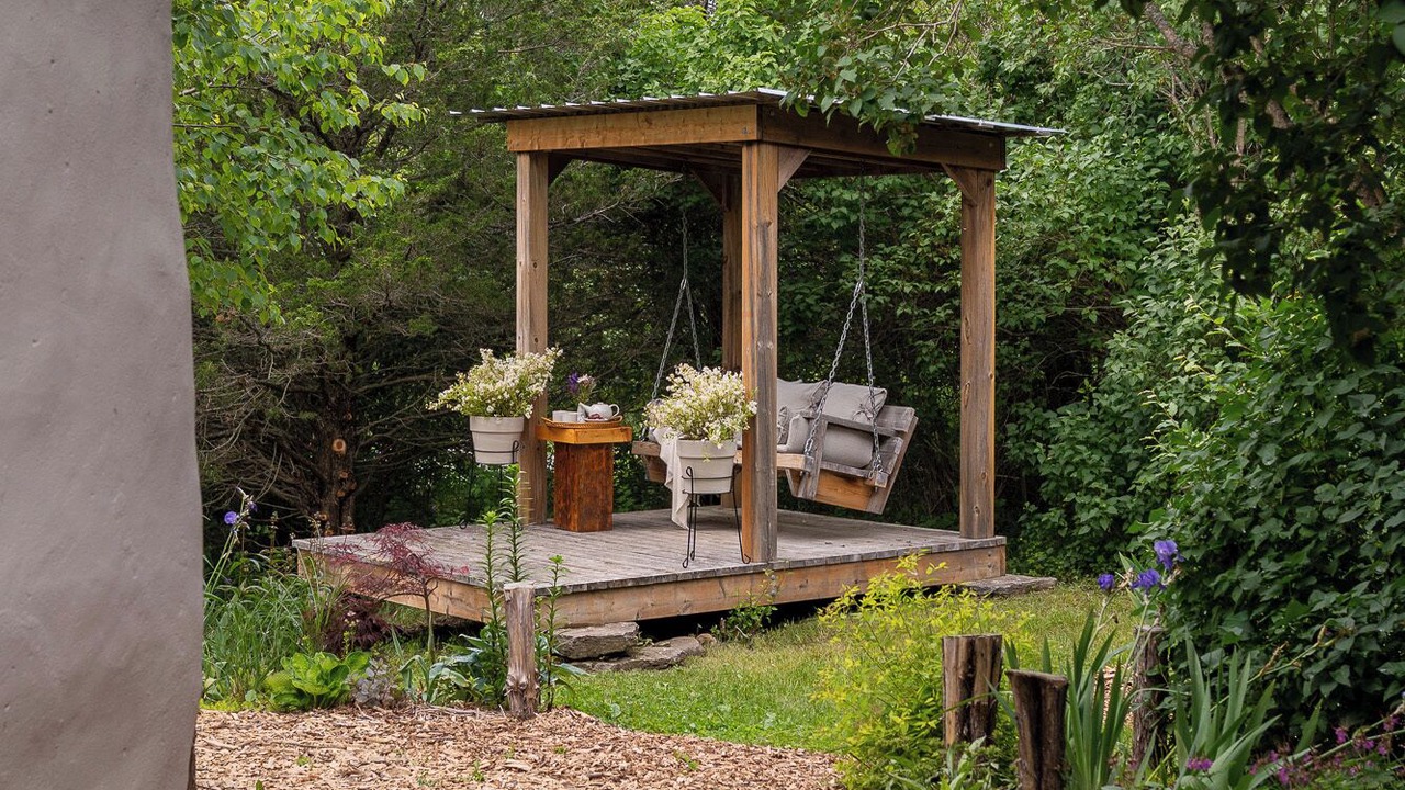 Photo of Outdoor in Carrying Place
