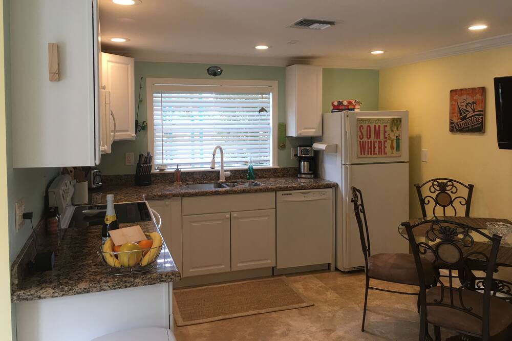 Photo of Kitchen in Lake Worth