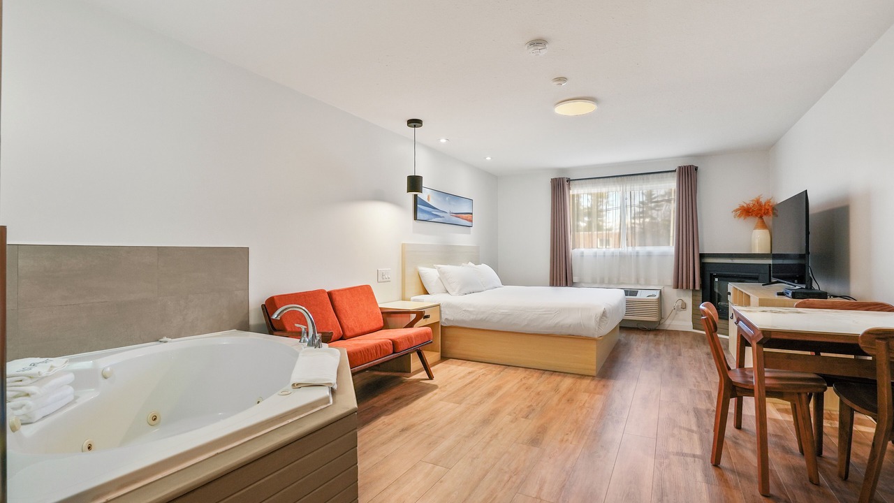 Photo of Livingroom in Wasaga Beach