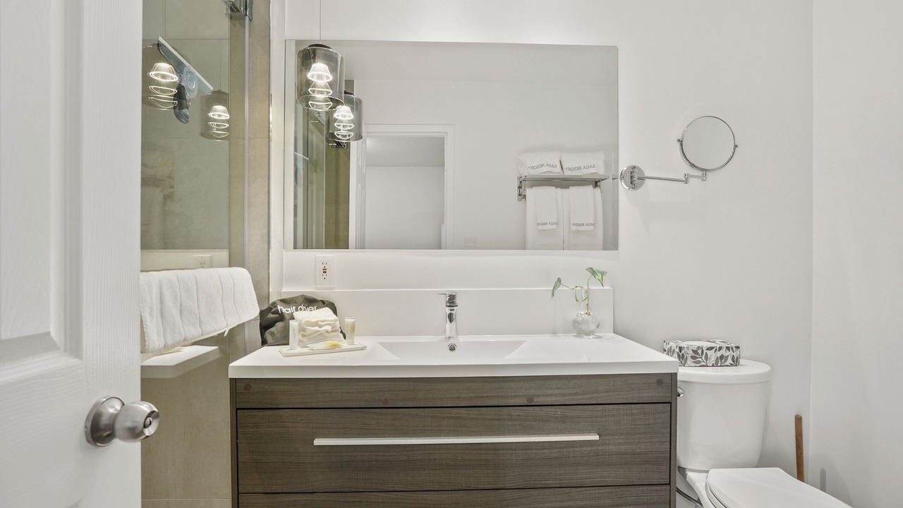 Photo of Bathroom in Wasaga Beach