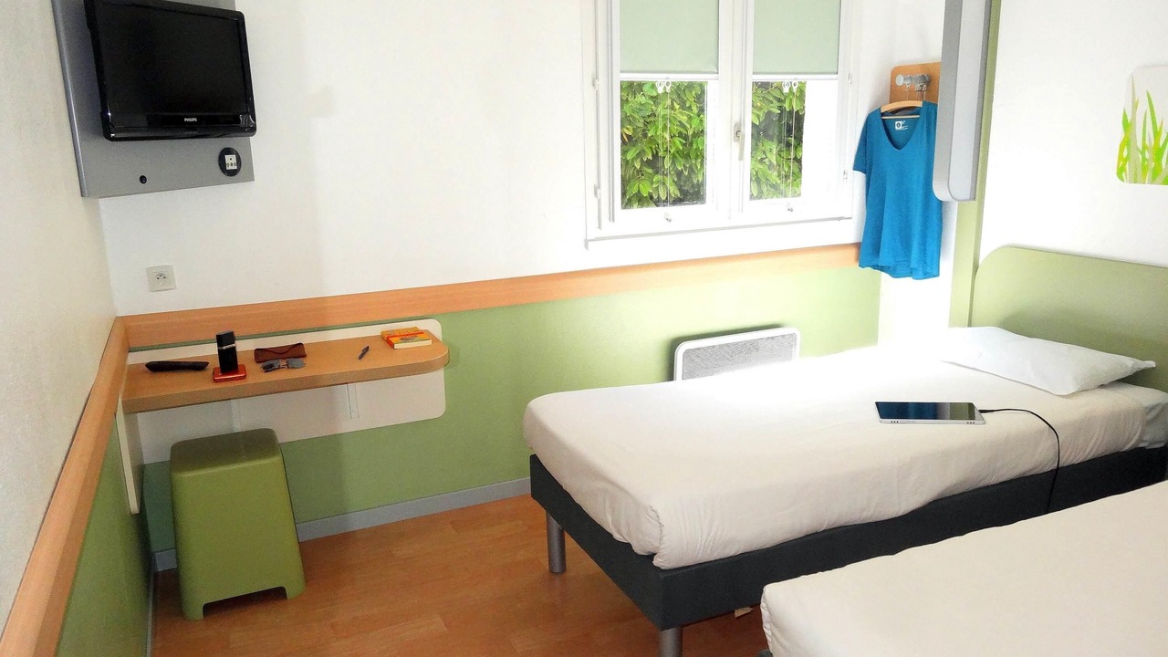 Photo of Bedroom in Saint-Thibault-des-Vignes