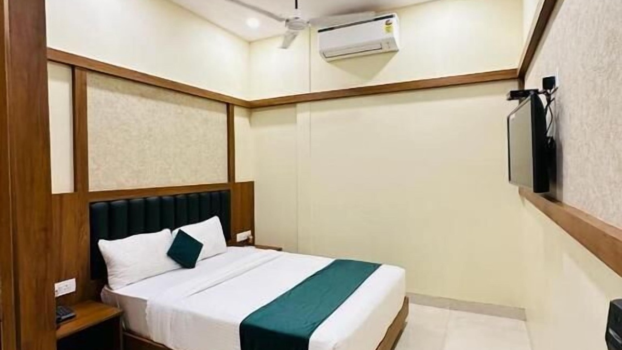 Photo of Bedroom in Kurla West