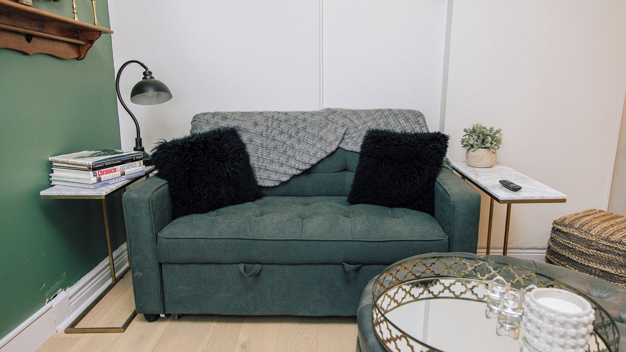 Photo of Livingroom in Brockton Village