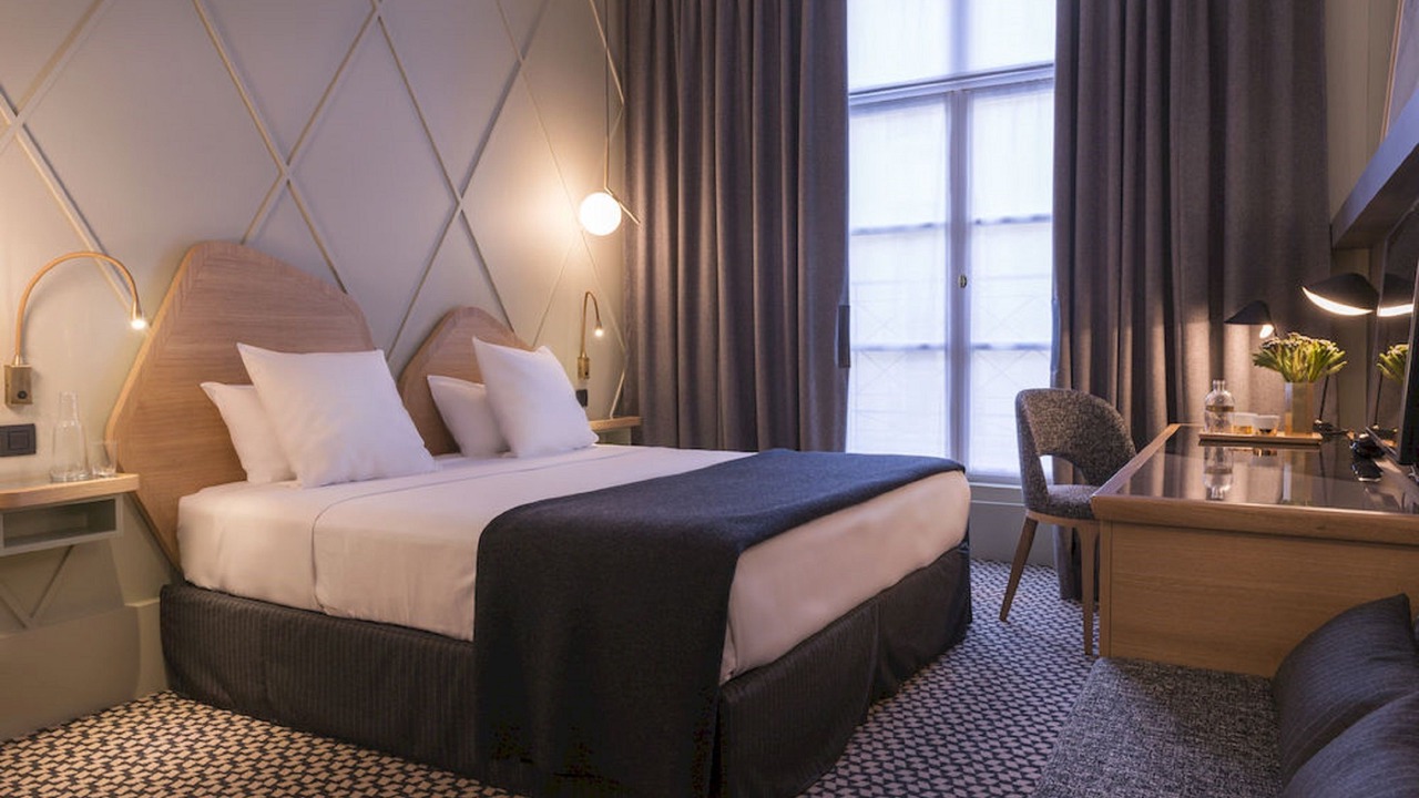 Photo of Bedroom in Saint-Germain-des-Pres