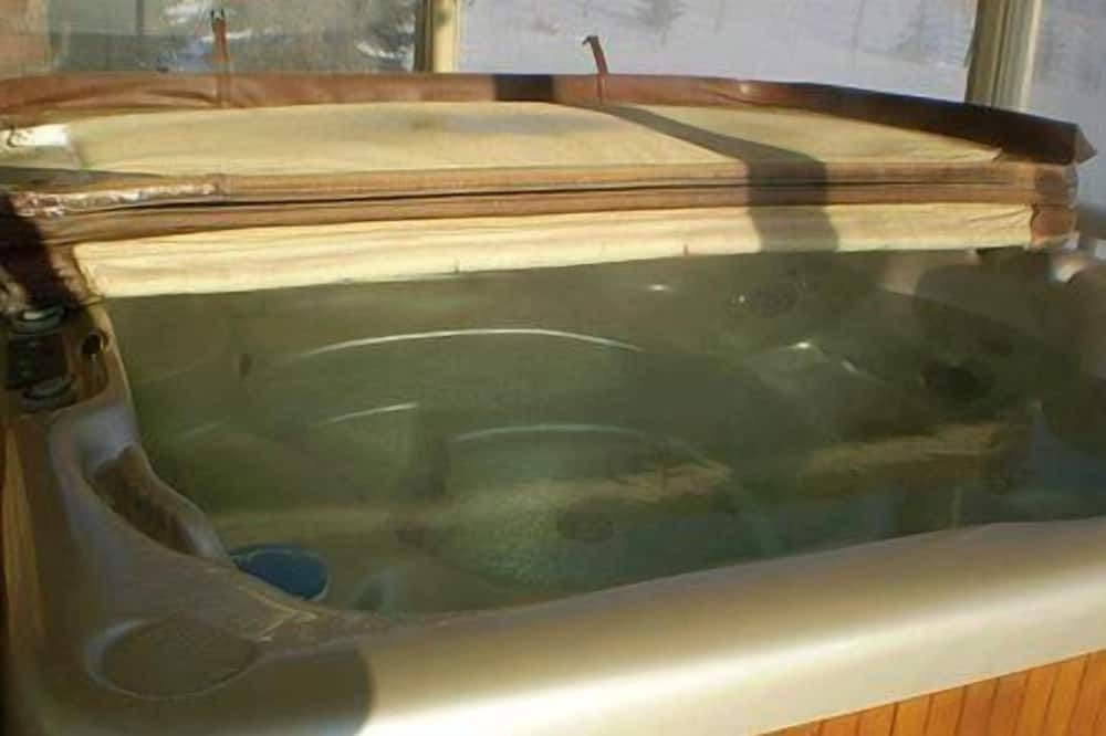 Photo of Bathroom in Clearview