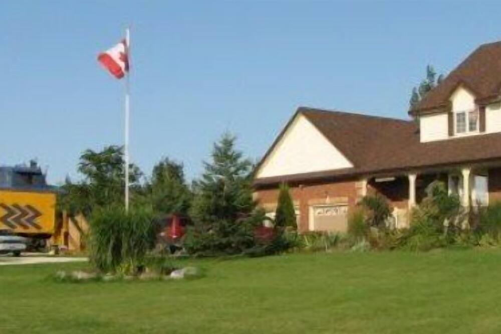 Photo of Outdoor in Clearview