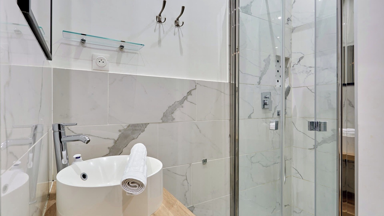 Photo of Bathroom in Pigalle