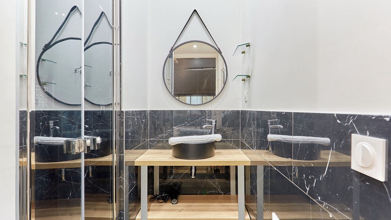 Photo of Bathroom in Pigalle