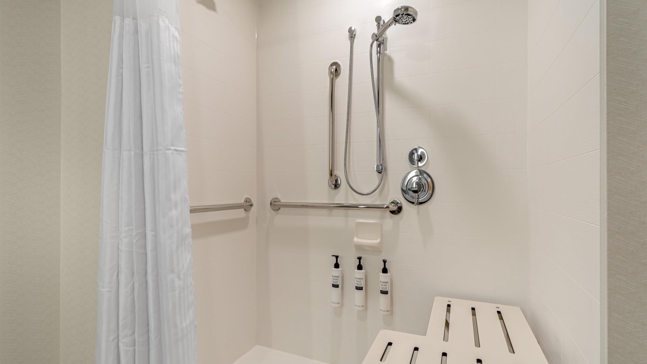 Photo of Bathroom in Lenni