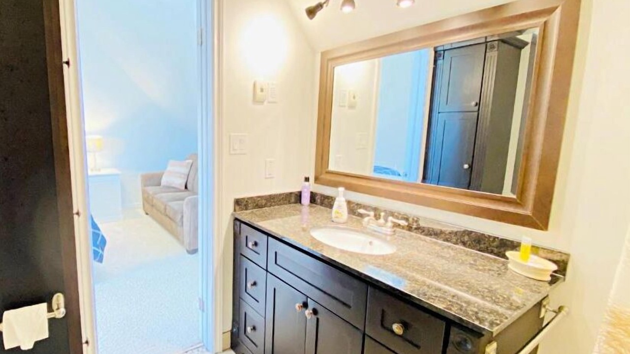 Photo of Bathroom in Craigleith