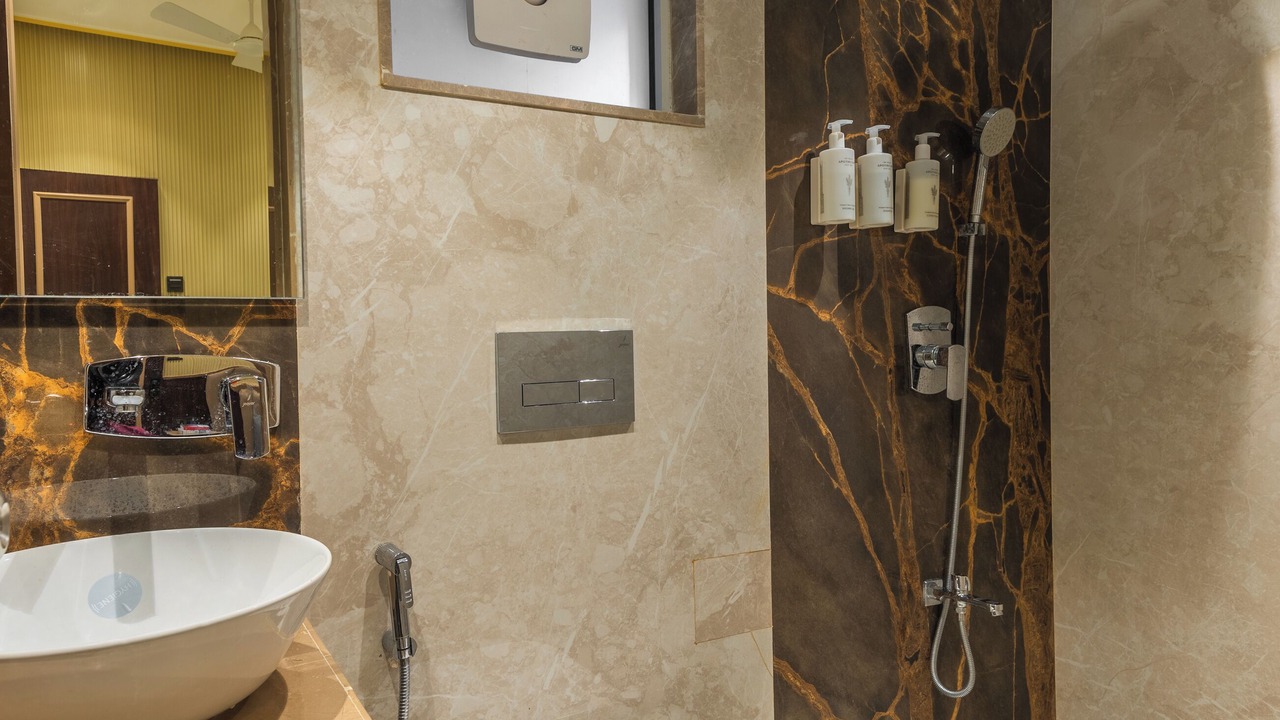 Photo of Bathroom in Vile Parle
