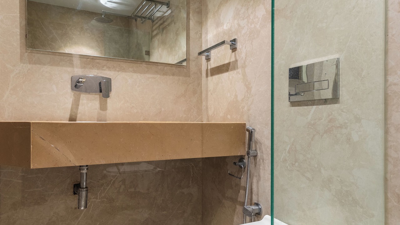 Photo of Bathroom in Vile Parle