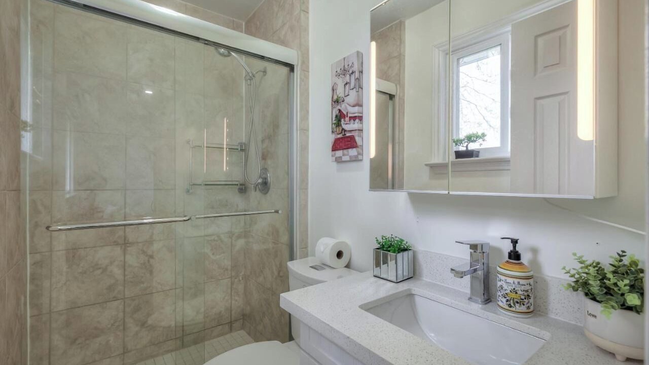 Photo of Bathroom in Innisfil