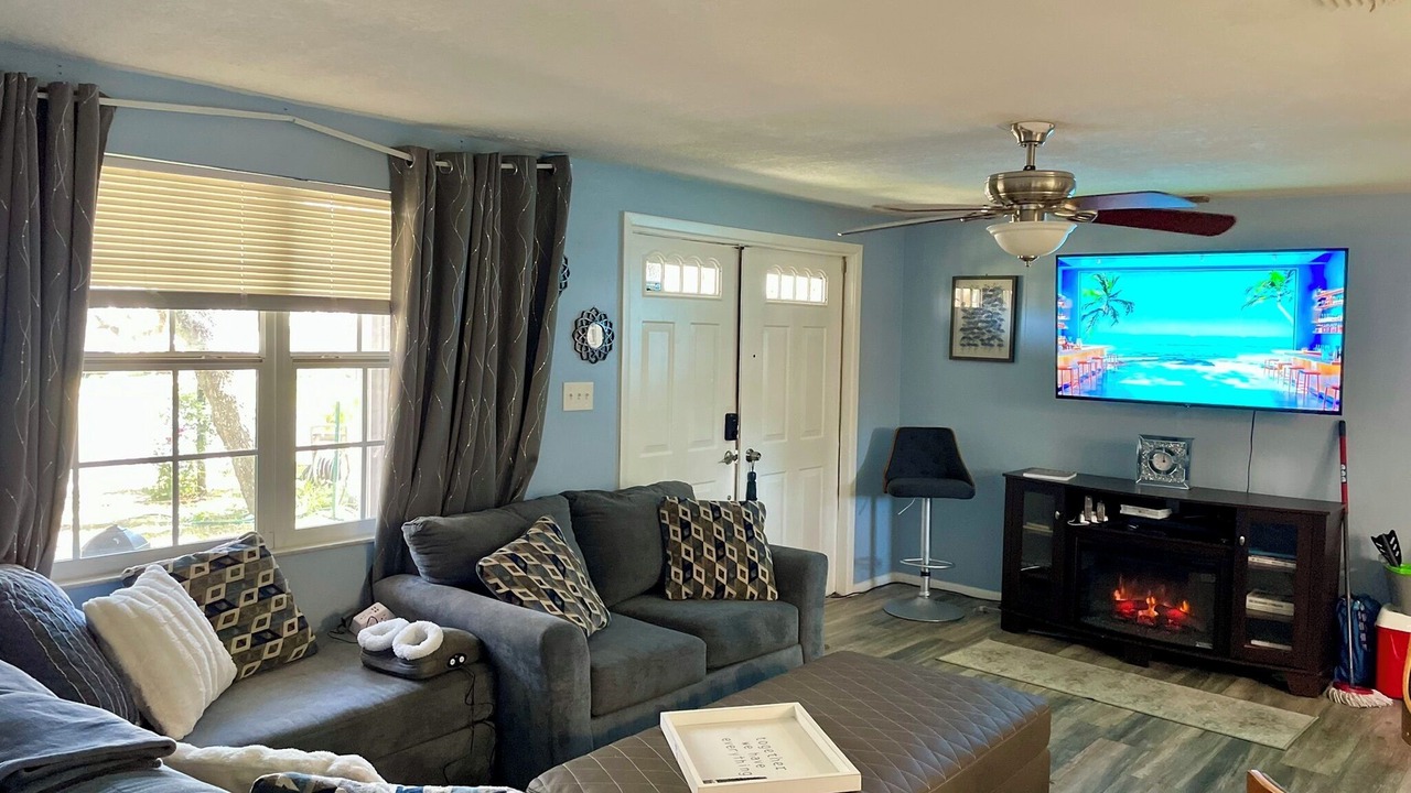 Photo of Livingroom in Lakewood Villas