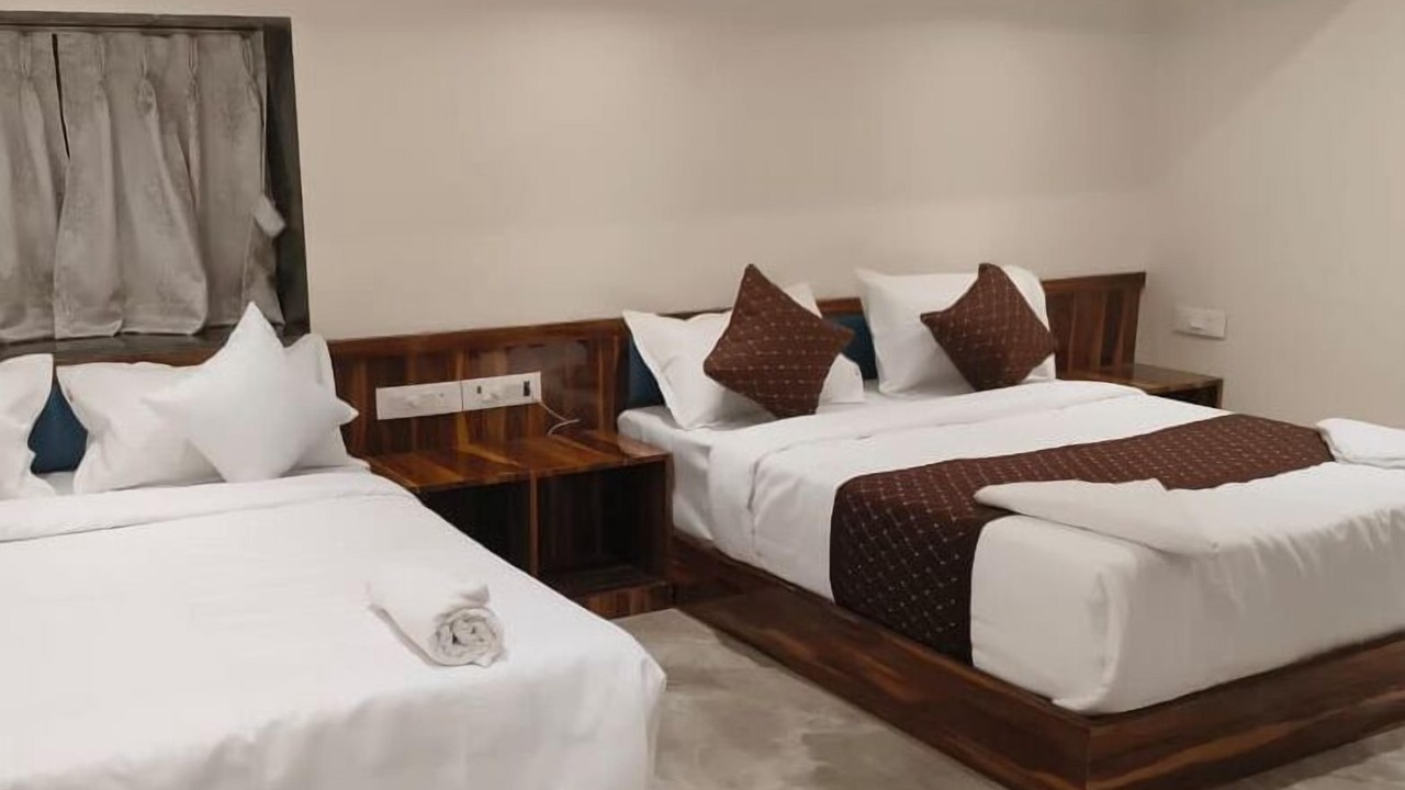 Photo of Bedroom in Azad Maidan