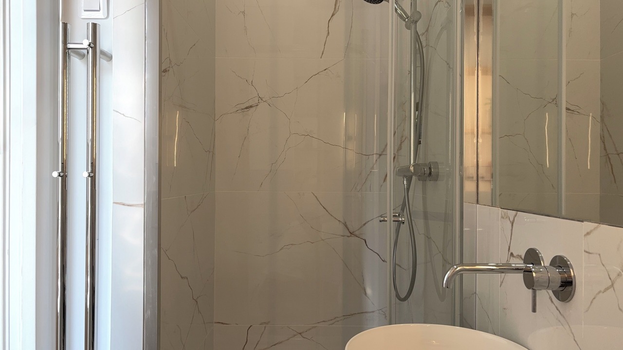 Photo of Bathroom in La Garenne-Colombes