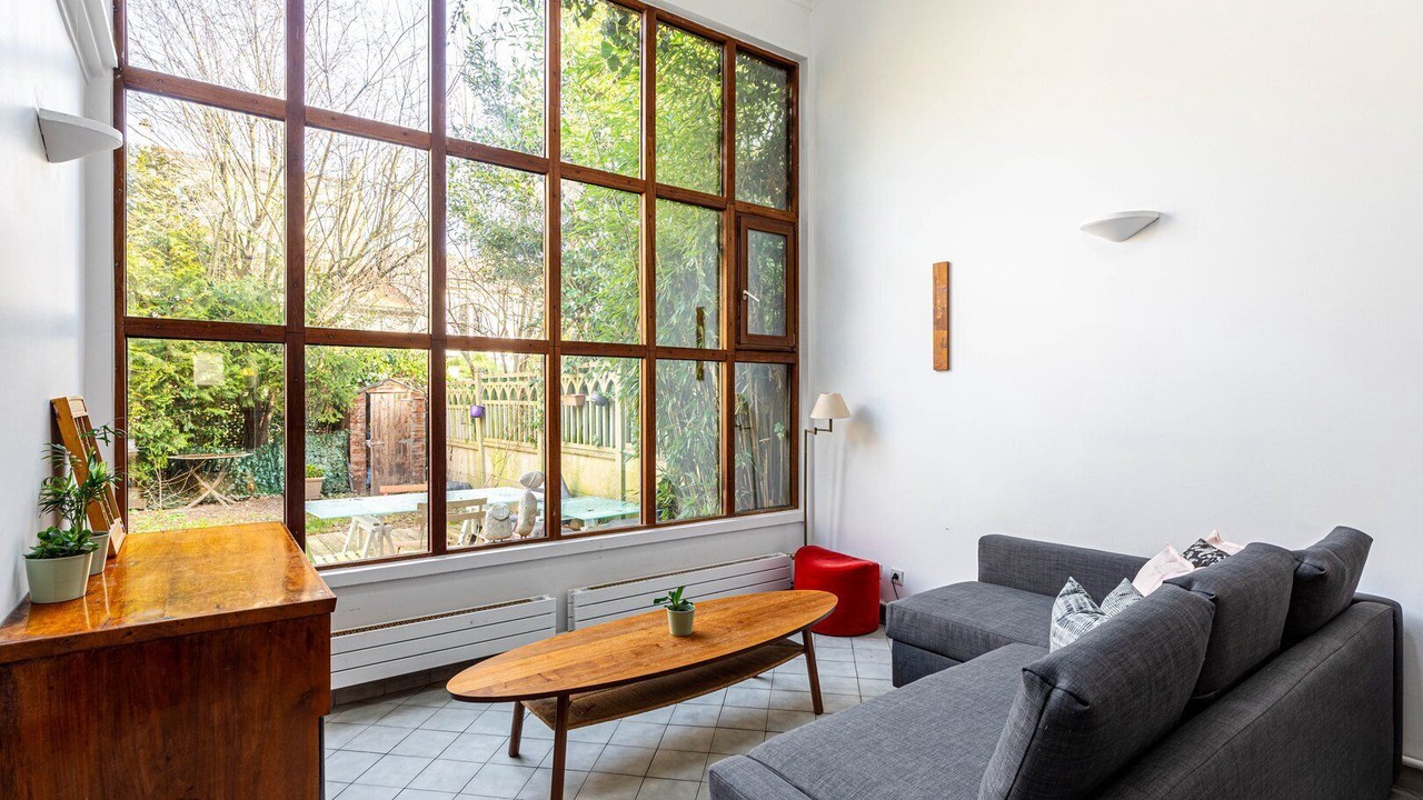 Photo of Livingroom in Louis Bertrand-Mirabeau-Semard
