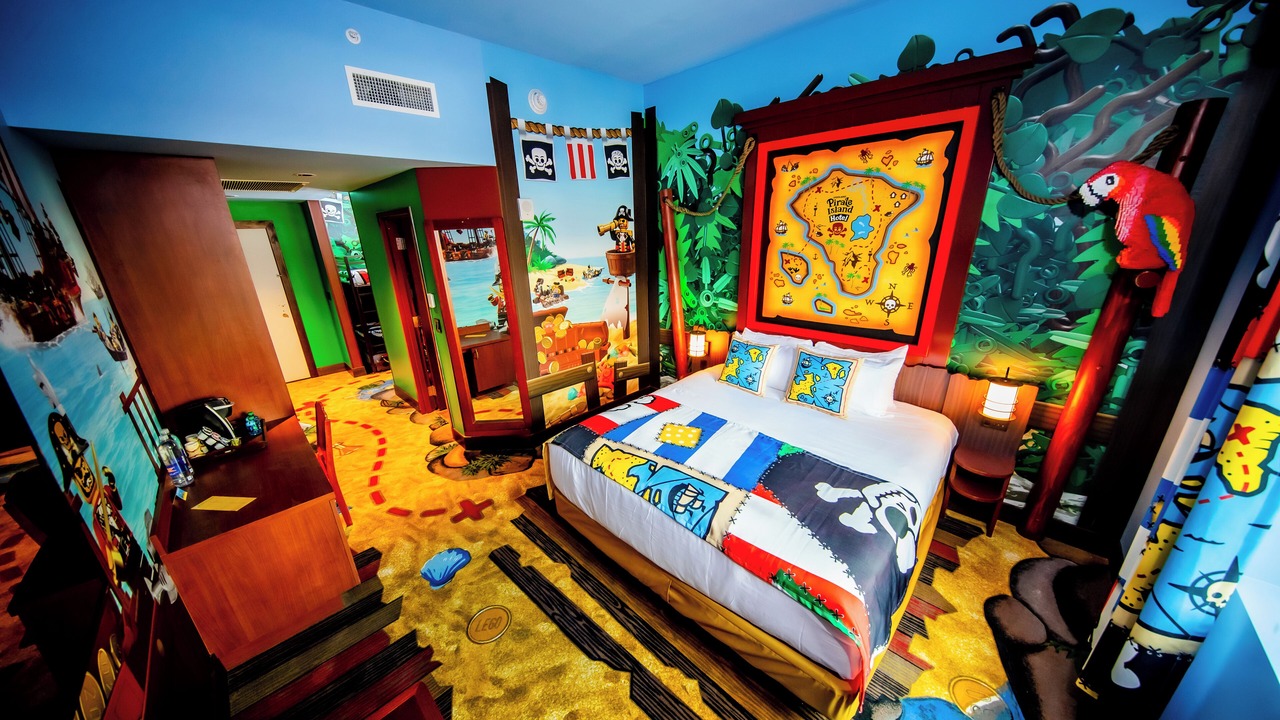 Photo of Bedroom in Cypress Gardens