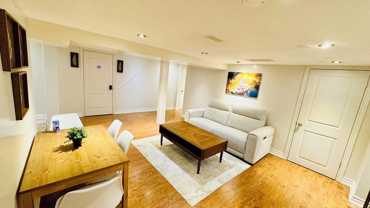 Photo of Livingroom in Brampton