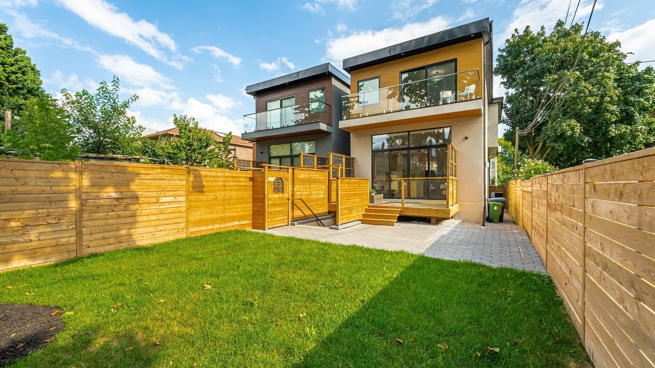 Photo of Outdoor in Old East York