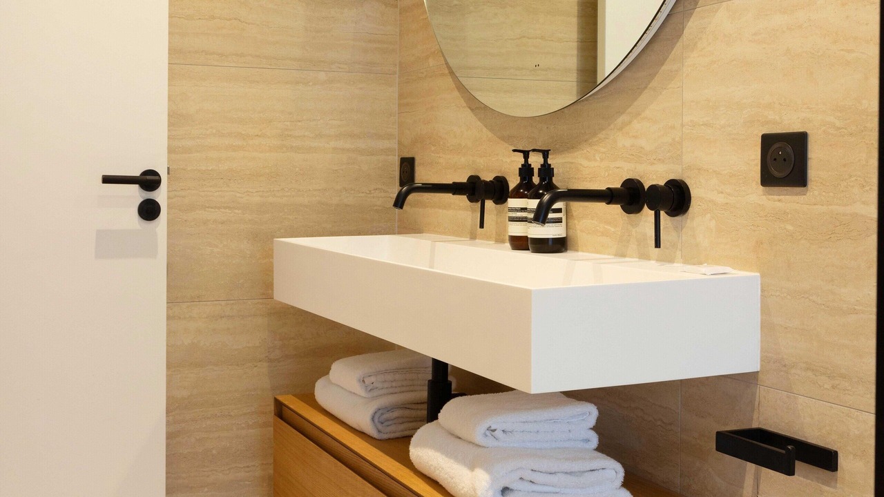 Photo of Bathroom in Val-de-Grace
