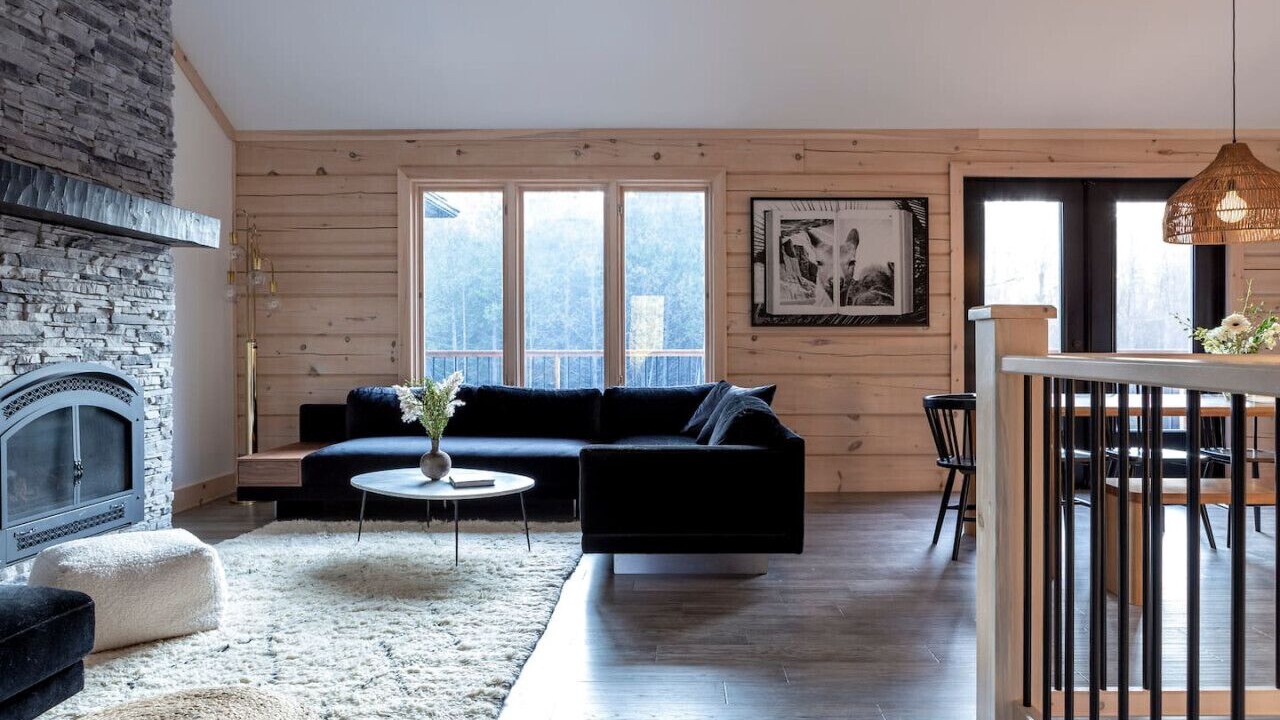 Photo of Livingroom in Chatsworth