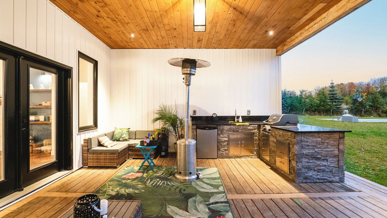 Photo of Patio Balcony in West Grey