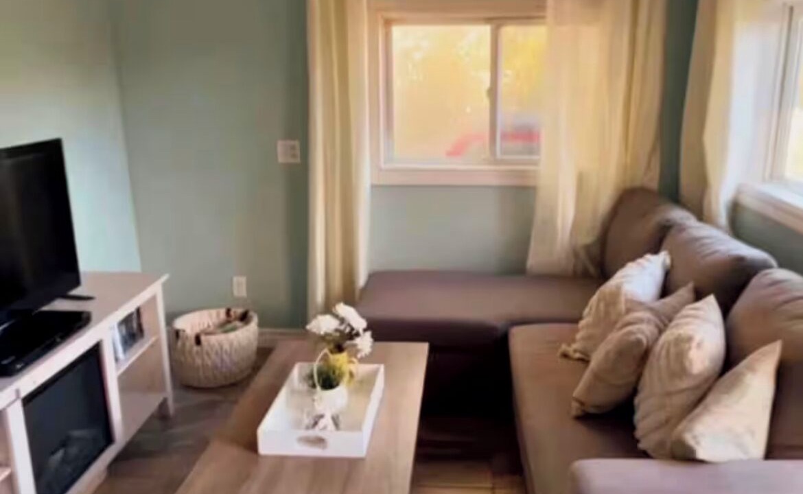 Photo of Livingroom in Carrying Place