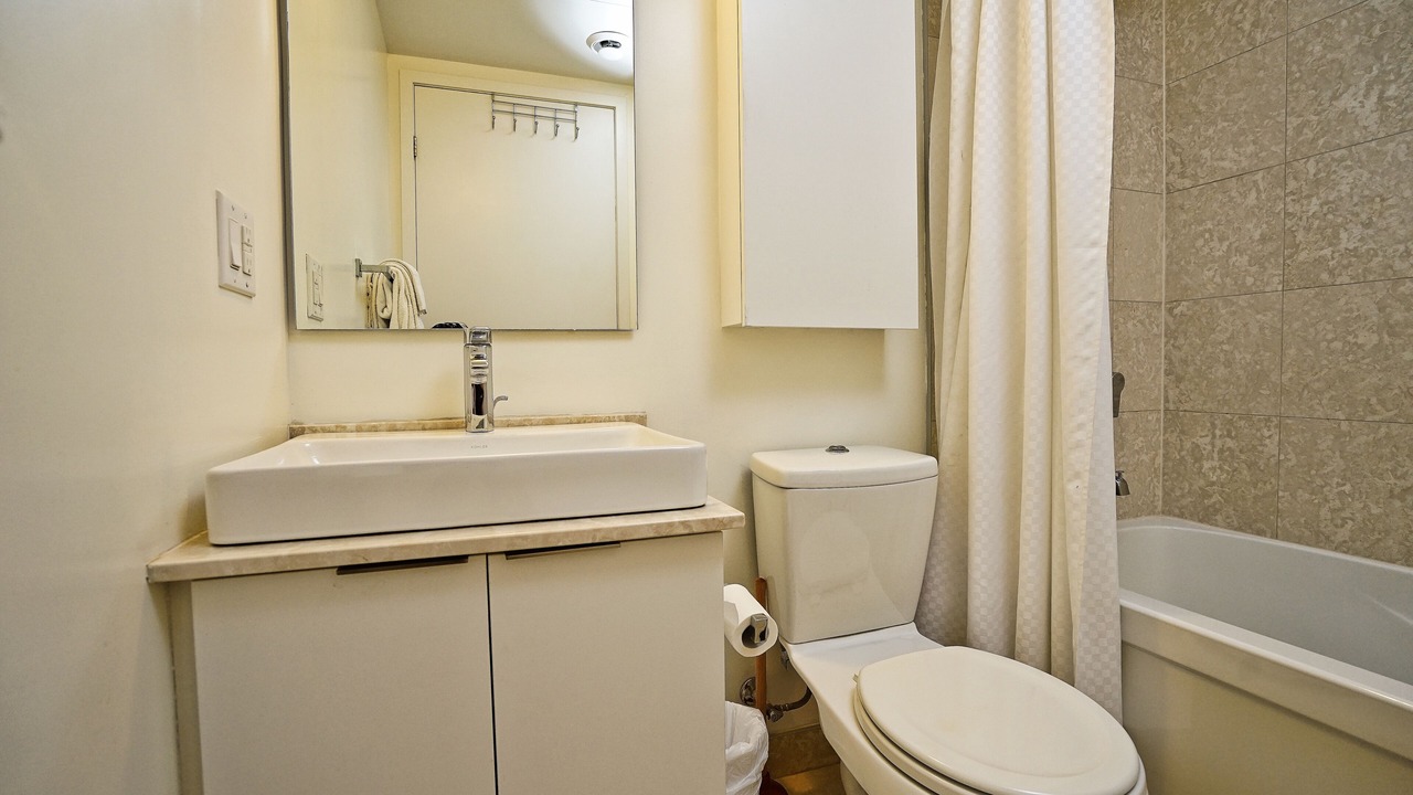 Photo of Bathroom in Parkdale