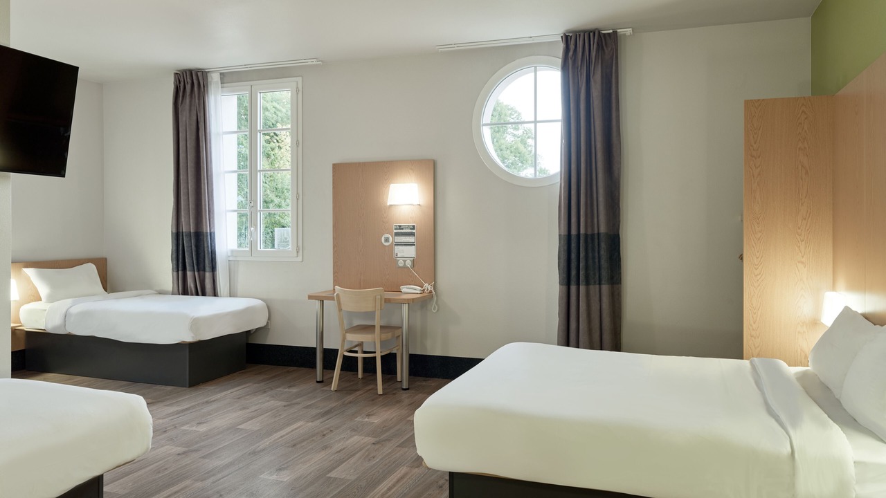 Photo of Bedroom in Magny-le-Hongre