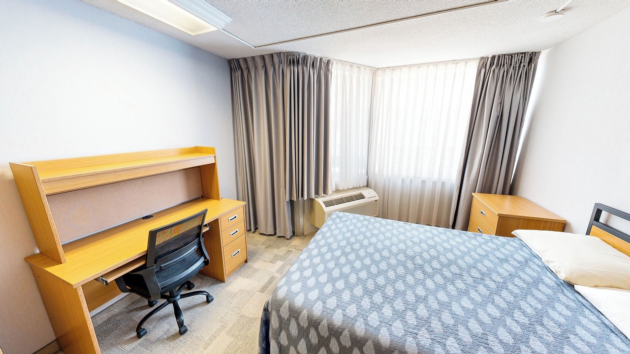 Photo of Bedroom in Bay Street Corridor