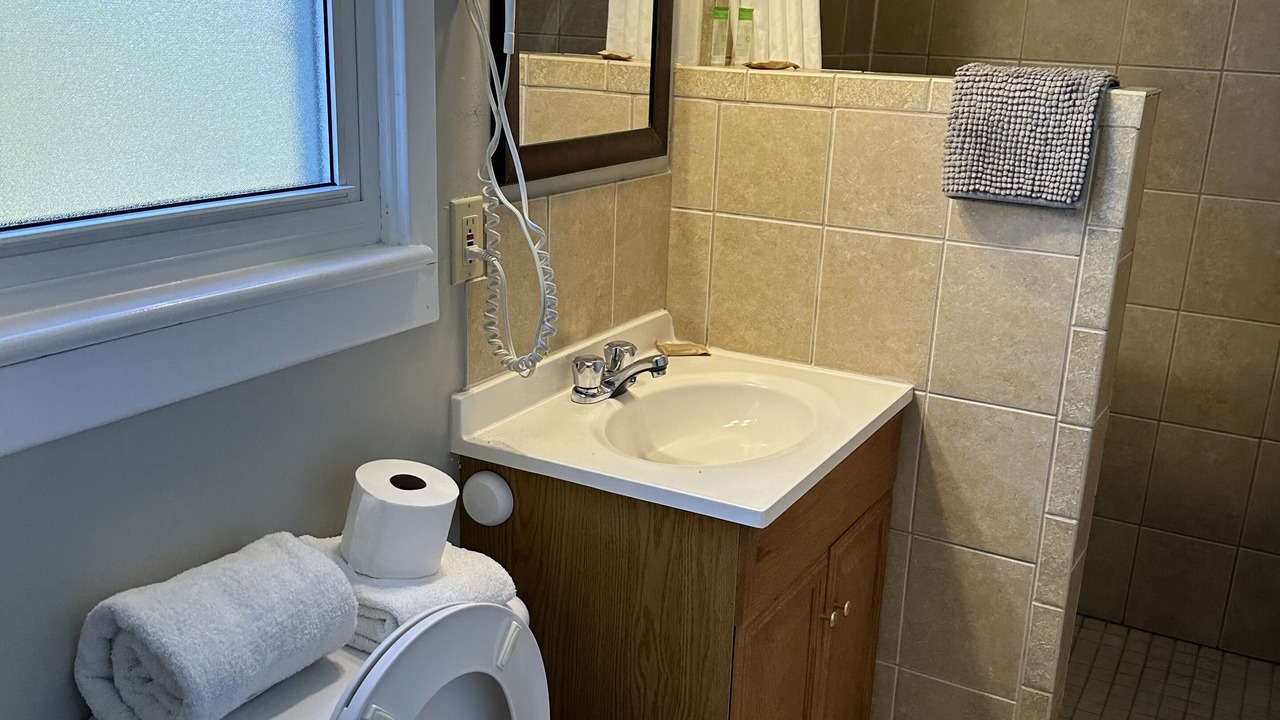 Photo of Bathroom in Kincardine