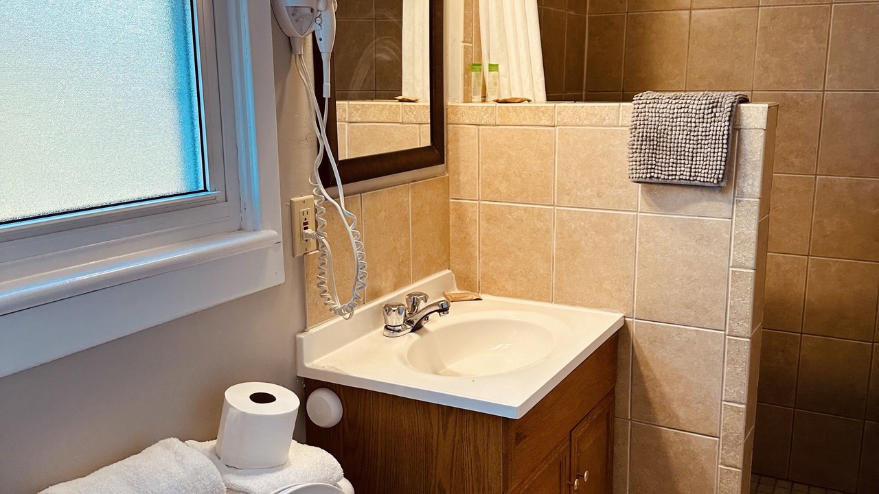 Photo of Bathroom in Kincardine