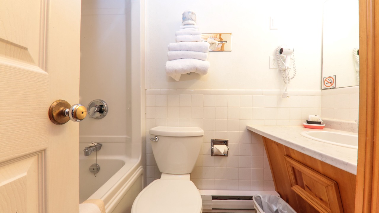 Photo of Bathroom in Haliburton