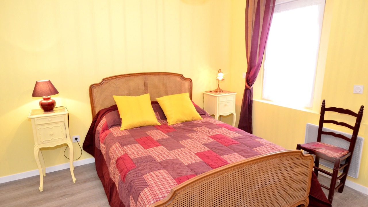 Photo of Bedroom in Les Puces de Saint-Ouen