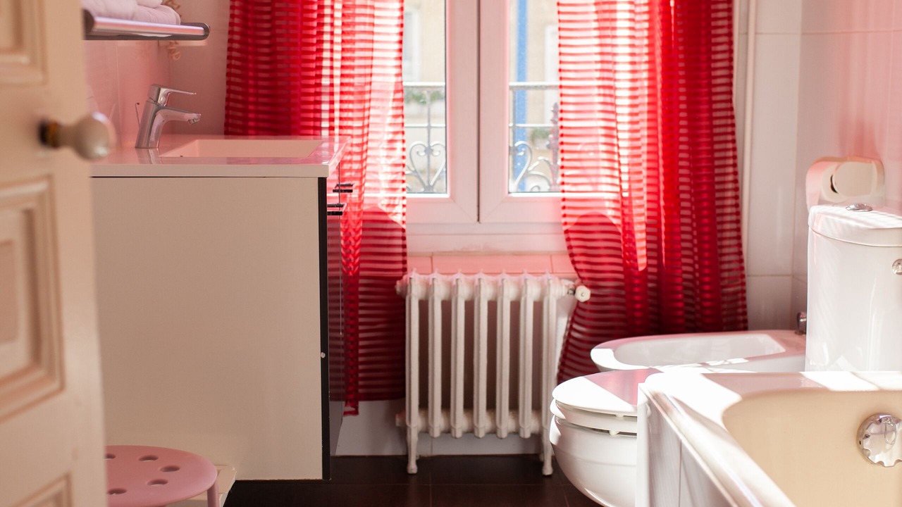 Photo of Bathroom in Choisy-le-Roi