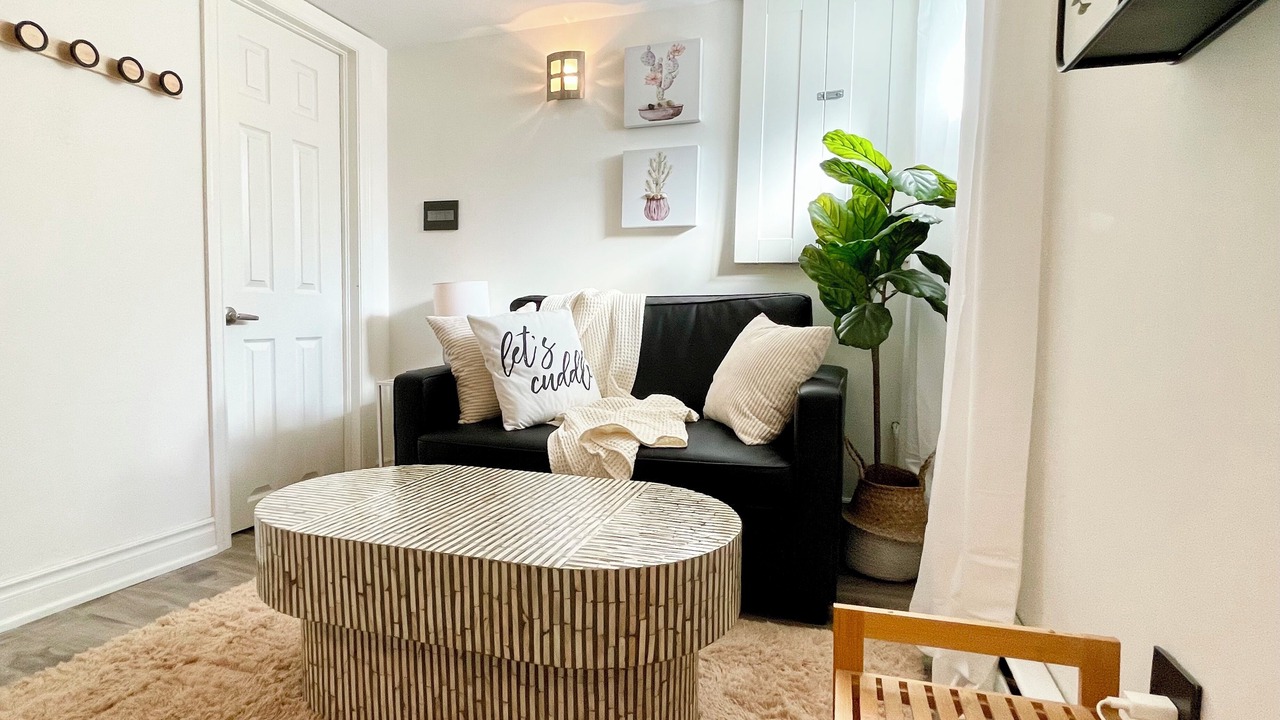 Photo of Livingroom in Beach Hill